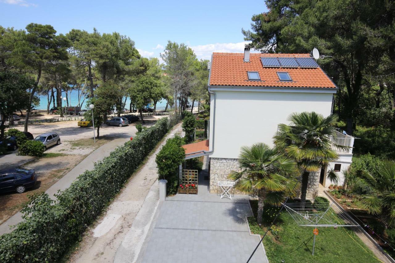 Apartments Paleka Petrčane Exterior foto